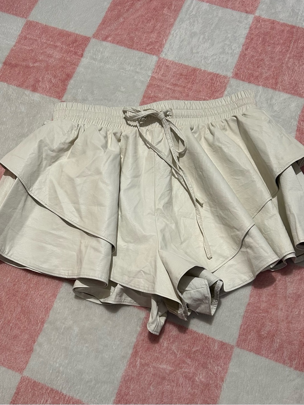 idem ditto Tiered Ruffle Faux Leather Shorts Skort Size Small